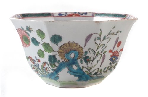 206 - Worcester bowl circa 1753