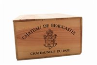 Lot 118 - Chateau Beaucastel, Chateauneuf Du Pape, 1999, original wooden case, 12 bottles.