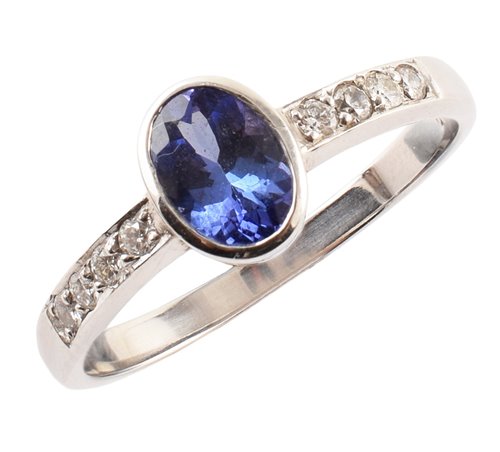 Lot 153 - Tanzanite solitaire 18ct white gold ring with diamond set shoulders