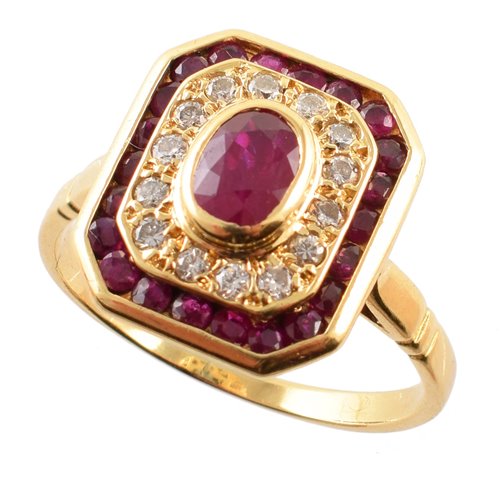 Lot 152 - Ruby and diamond 18ct gold cluster ring