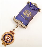 Lot 266 - Small 9ct gold and enamelled RAOB medallion
