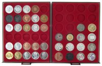 Lot 11 - Two trays of reproduction Crowns to include William IV, Victoria, Edward VIII, George IV etc.
