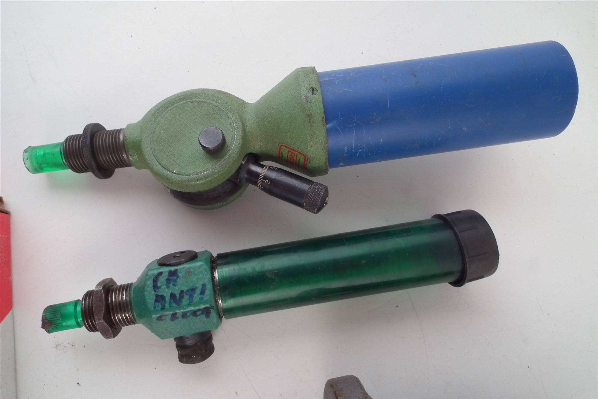 Lot 138 Lyman lube sizer, Redding powder thrower and