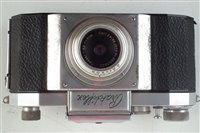 Lot 113 - Third Reich Kriegsmarine 35mm Praktiflex camera