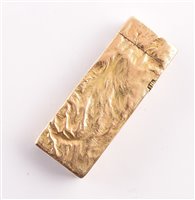 Lot 102 - 9ct gold Dunhill 'Rollagas' lighter