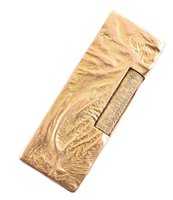 Lot 102 - 9ct gold Dunhill 'Rollagas' lighter
