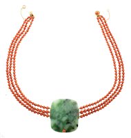 Lot 135 - Jadeite and coral 3-row pendant choker necklace