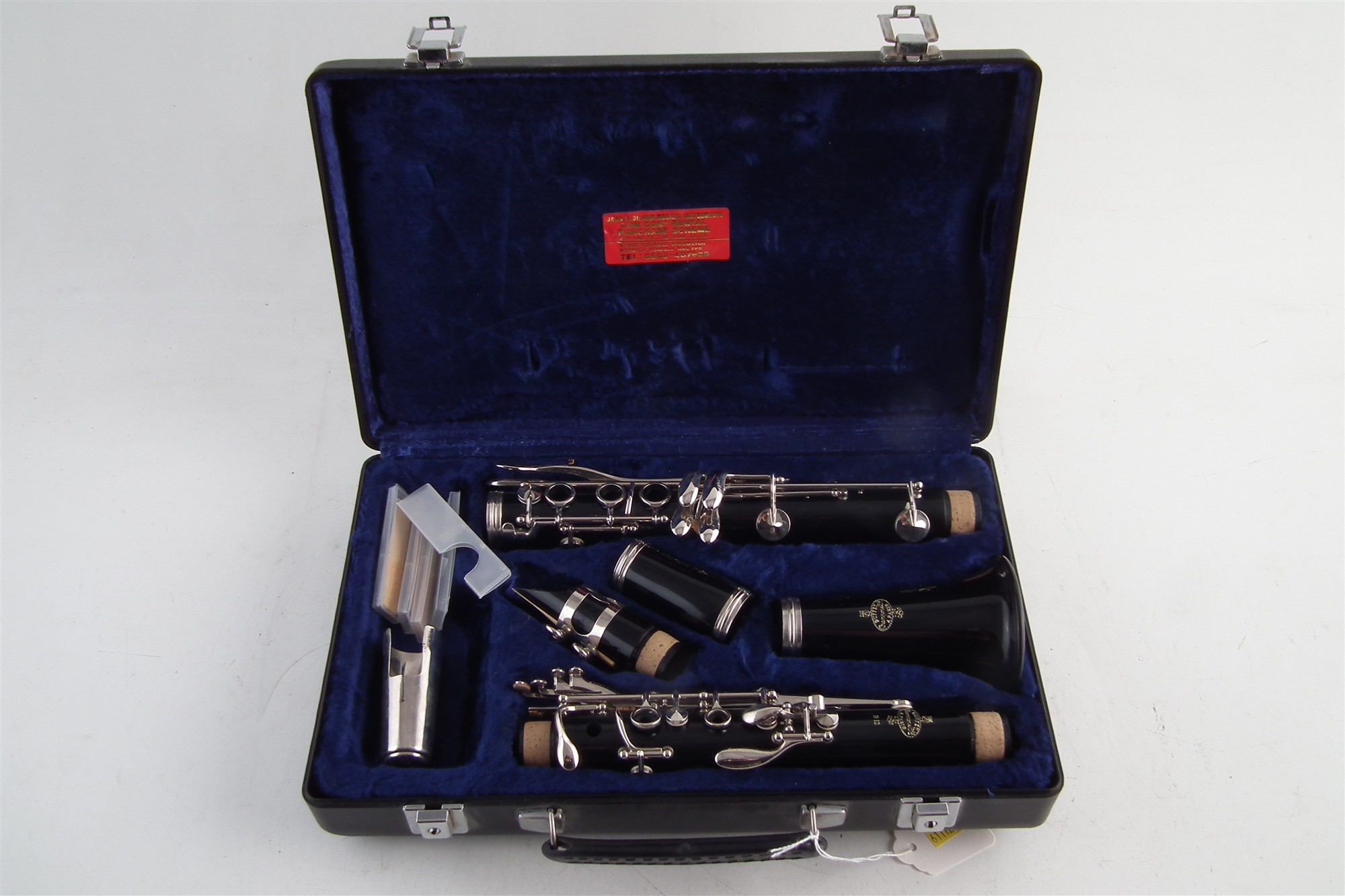 Lot 31 "Buffet" in case