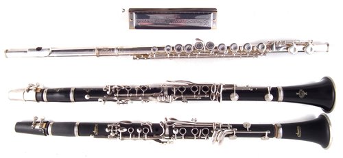 Lot 30 - Armstrong clarinet, Buffet clarinet, Lafleur flute, Hohner 64 chromonica