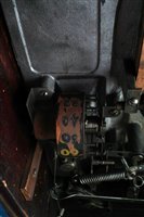 Lot 25 - The Bennet Frantz Kicker and Catcher pinball slot machine