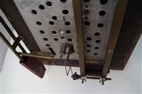 Small antique slot machine to win cigarettes starter kits Small antique slot machine to win cigarettes starter kits