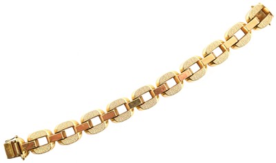 Lot 26 - 1960's 9ct yellow gold bracelet