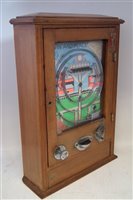 Lot 71 - Wondermatic 'Win and Place' penny slot pinball machine