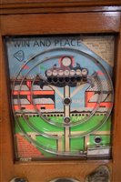 Lot 71 - Wondermatic 'Win and Place' penny slot pinball machine