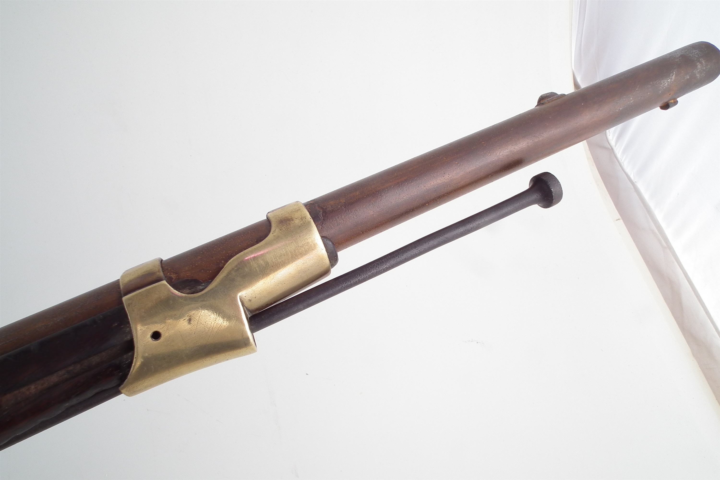 Lot 6 - Flintlock carbine