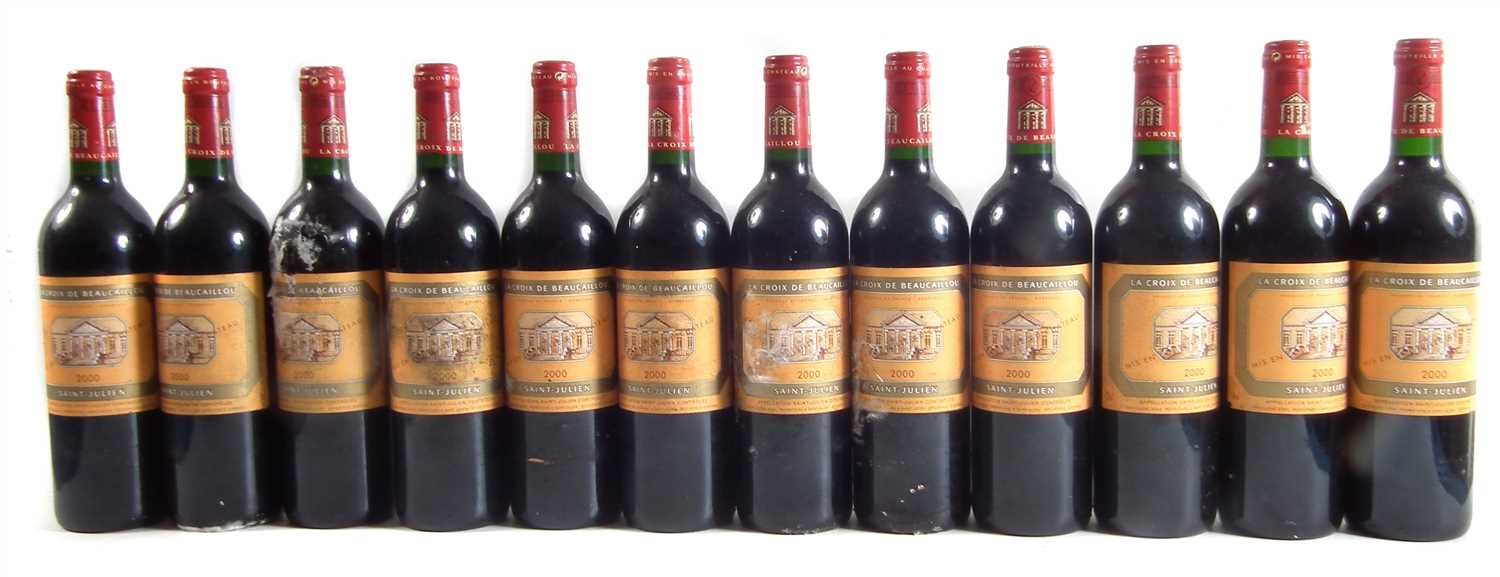 Lot 143 - La Croix de Beaucaillou, St. Julien, 2000, twelve bottles.