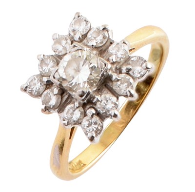 Lot 79 - Diamond square cluster 18ct gold ring