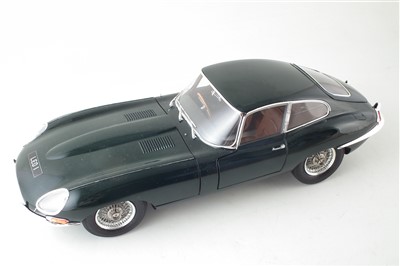 Lot 186 - Deagostini Jaguar E Type.