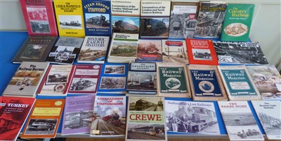 Lot 154 - 33 publications featuring trains