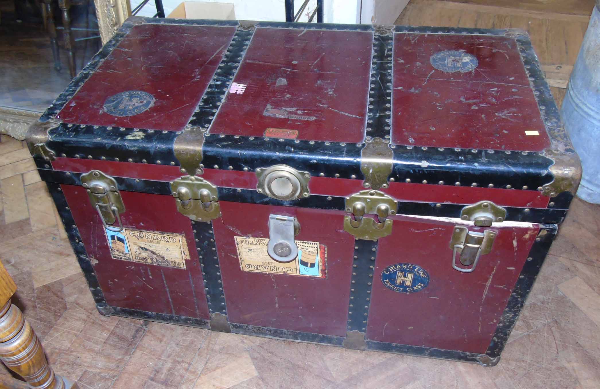 langmuir luggage trunk