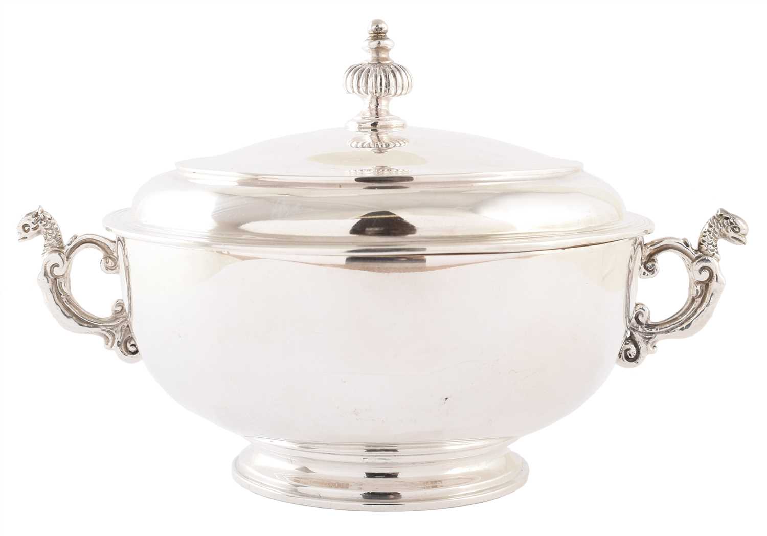 Lot 20 - An early 20th Century Brittania silver twin handled sugar bowl