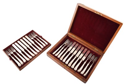 Lot 12 - A Victorian silver 12-piece cutlery set by Hunt & Roskell