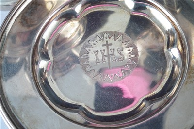 Lot 2 - A Victorian silver 3-piece communion set