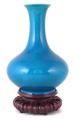 Lot 368 - Chinese turquoise vase