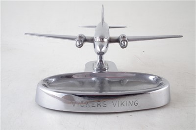 Lot 253 - Desk ornament / ashtray model of a Vickers Viking Airliner