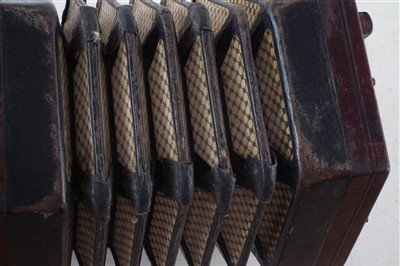 Lot 34 - Lachenal 20 key concertina