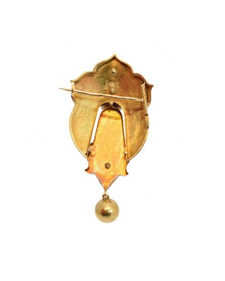 Lot 44 - A late 19th century Swedish 18ct gold split pearl brooch by G Dahlgren & Co.