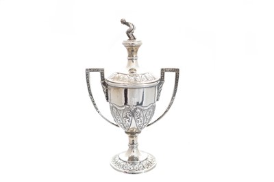 Lot 28 - A 1920s silver bowls trophy
