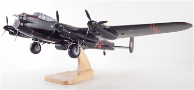 Lot 356 - King and Country Avro Lancaster Dambusters model with aircrew