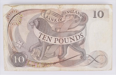 Lot 42 - Fifty Series "C" Portrait Issue (January 1967) Ten Pounds banknotes (50).