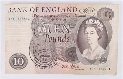 Lot 43 - Forty-seven consecutive Series "C" Portrait Issue (January 1967), Ten Pounds banknotes (47).