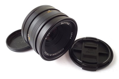 Lot 327 - Leitz Summicron R 1:2/50mm E55 lens