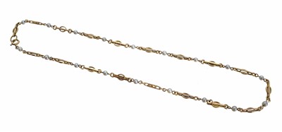 Lot 147 - A Deakin & Francis 9ct gold split pearl necklace