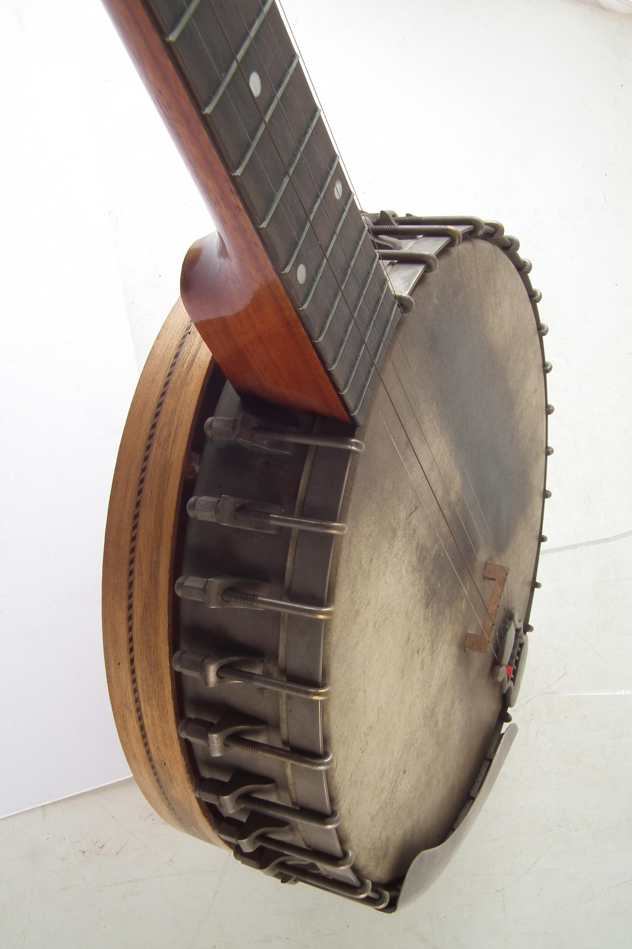 Lot 50 Windsor popular 2 Banjo