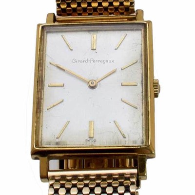 Lot 276 - A gold plated Girard-Perregaux manual wind wristwatch