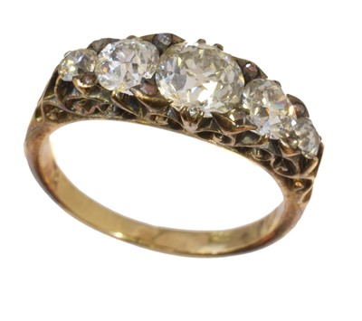 Lot 240 - A diamond five stone ring