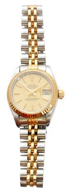 Lot 300 - A ladies Rolex Oyster Perpetual Datejust wristwatch