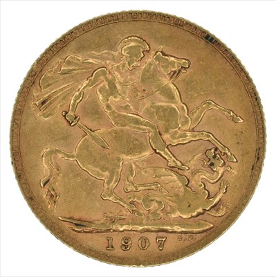 Lot 91 - George V 1913 and Edward VII 1907 gold sovereigns (2).