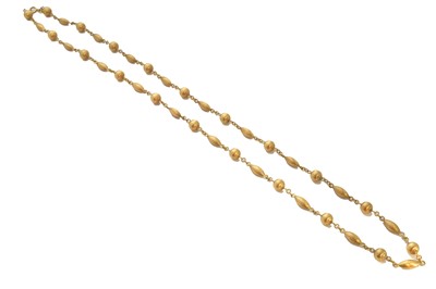 Lot 177 - An 18ct gold necklace