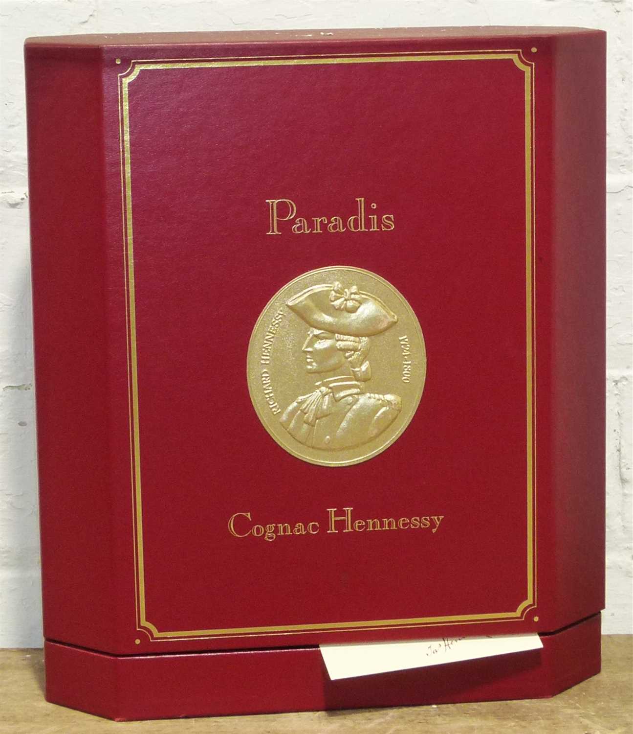 Lot 102 - 1 Bottle Cognac Hennessy “Paradis” in Original Presentation Box
