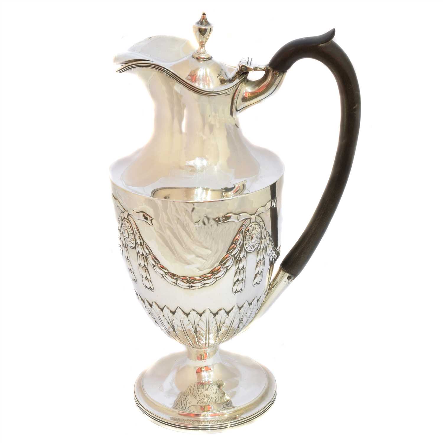 Lot 44 - A George IV silver hot water jug