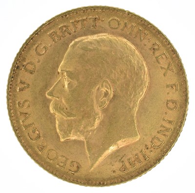 Lot 77 - King George V, Half-Sovereigns, 1912 (2) and 1914, VF (3).