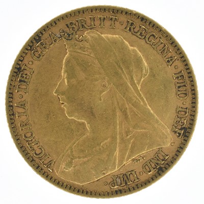 Lot 93 - Queen Victoria, Half-Sovereigns, 1895 and 1901, F (2).