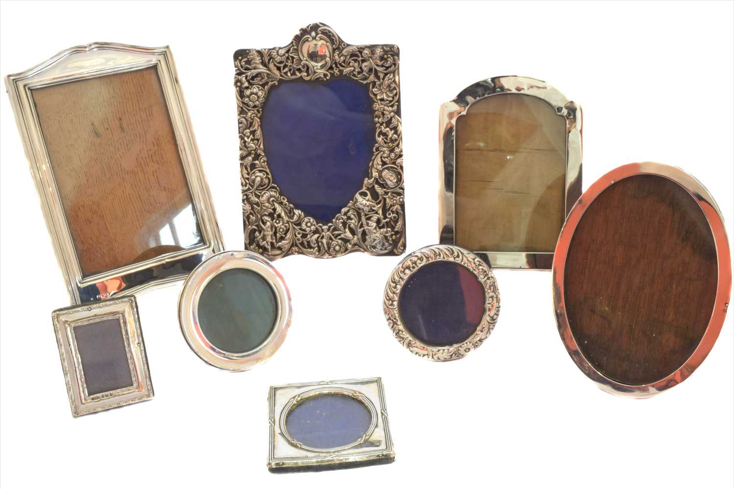 Lot 23 - A selection of early 20th century silver photograph frames