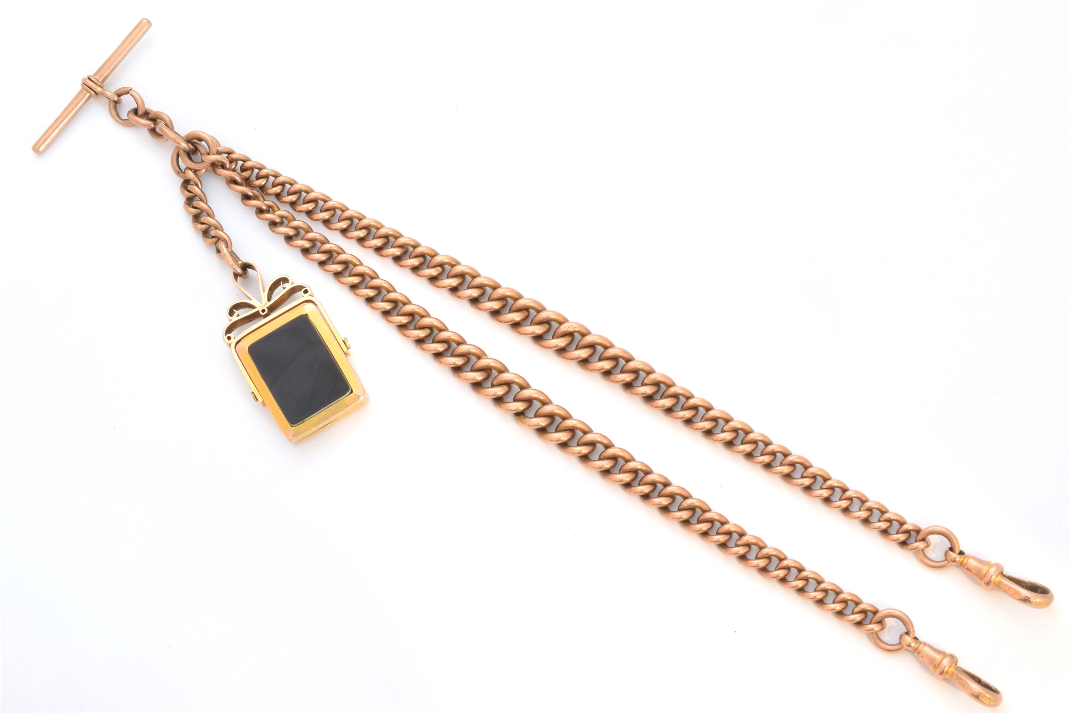 Lot 146 - An early 20th century 9ct gold Albert chain,