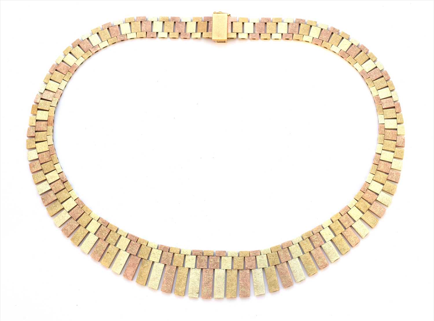 Lot 160 - A 1970s 9ct gold necklace